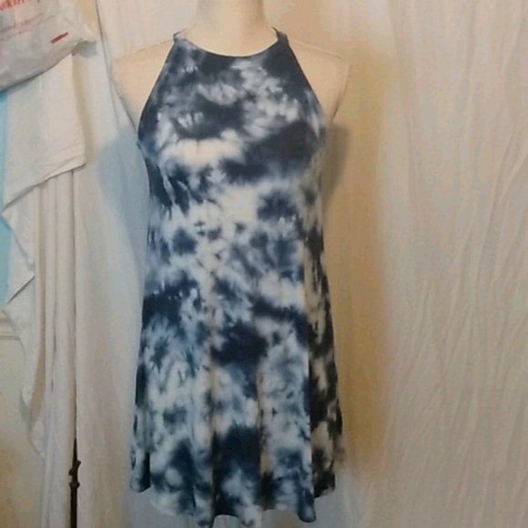 Arizona Jean Company Dresses & Skirts - 🔴 6/$15 Arizona jean company tie dye swing dress